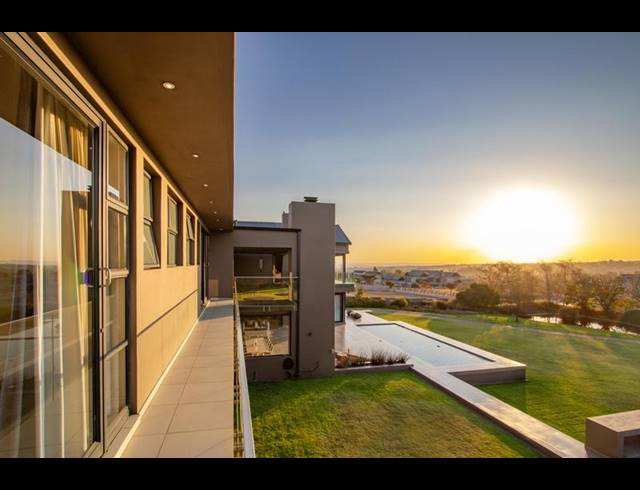 5 BEDROOM HOUSE FOR SALE IN BLUE HILLS EQUESTRIAN ESTATE